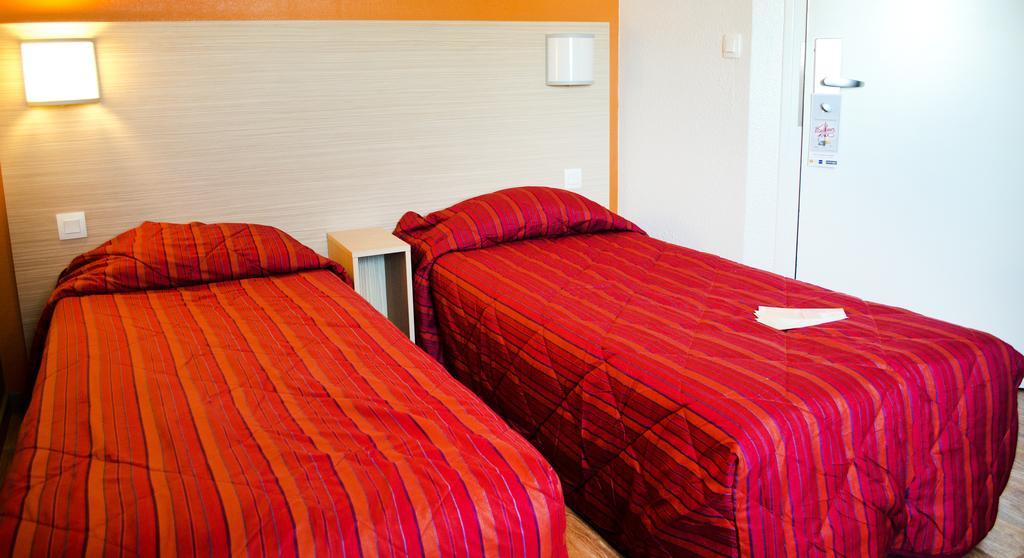 Hotel Heco Lyon Sud Vienne Room photo